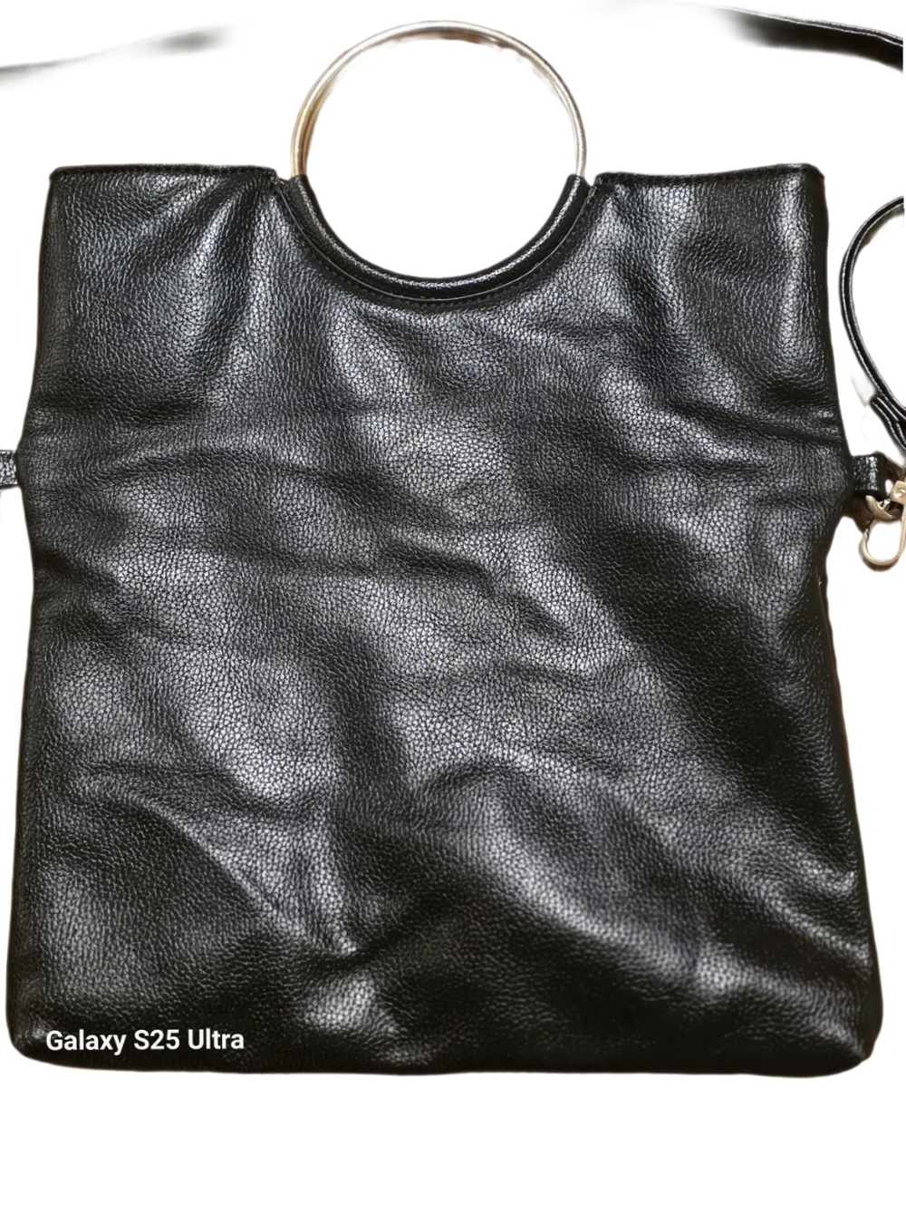 STUNNING Butter-Soft Vegan Leather Fold-Over O-Ring Crossbody Bag/ Clutch - Picture 13 of 16